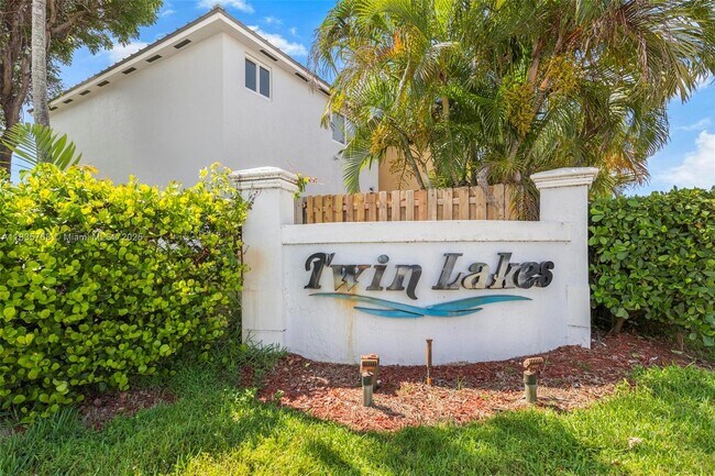 Primary Photo - 13649 SW 142nd Terrace