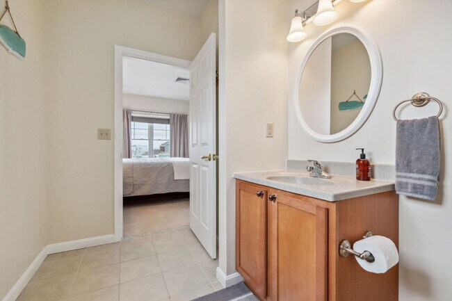 Building Photo - 15 K St