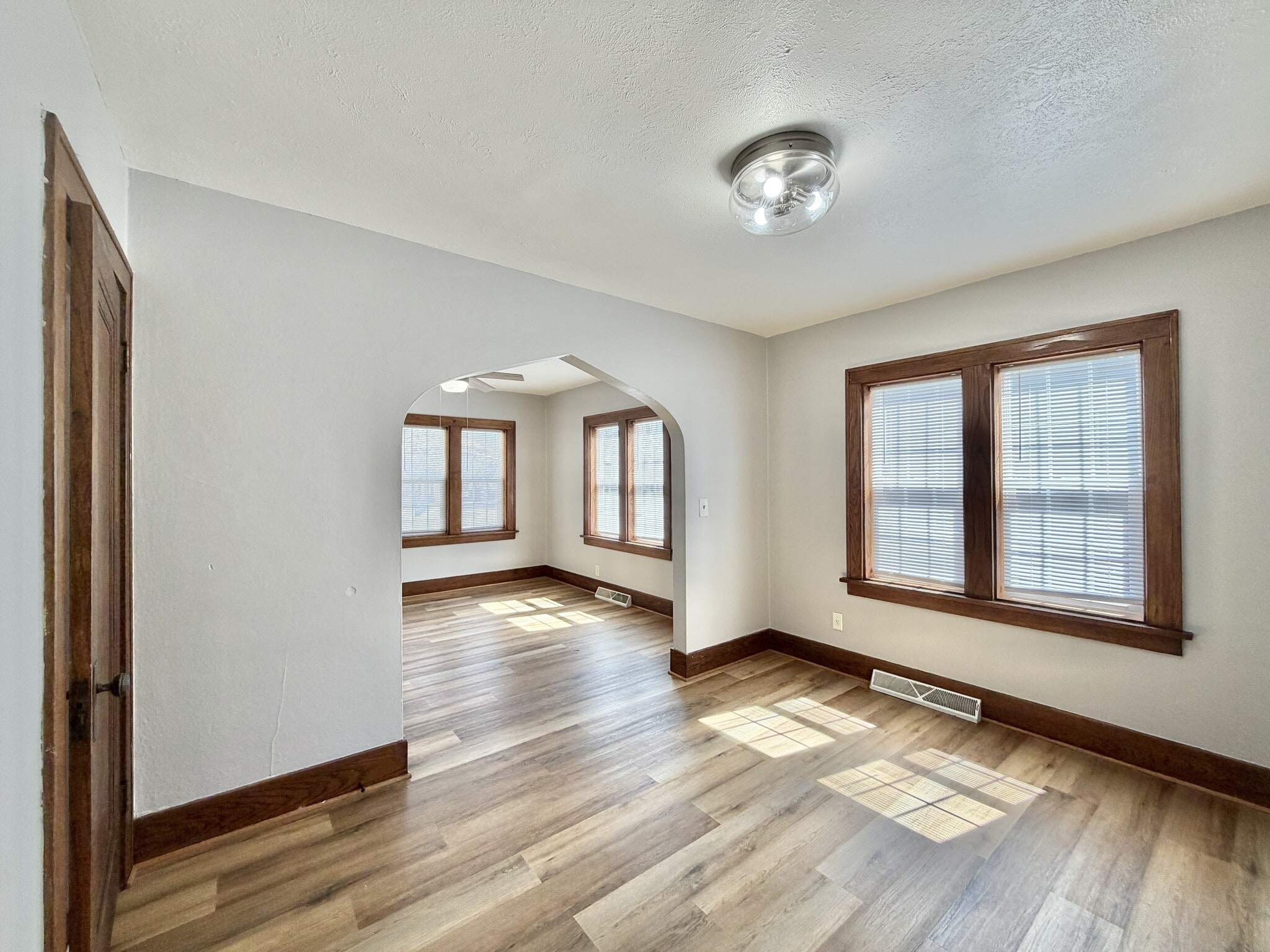 Building Photo - 1212 Center Ave