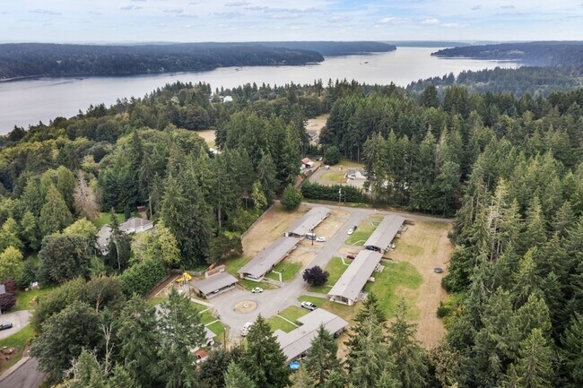 Building Photo - 12767 Lala Cove Ln SE