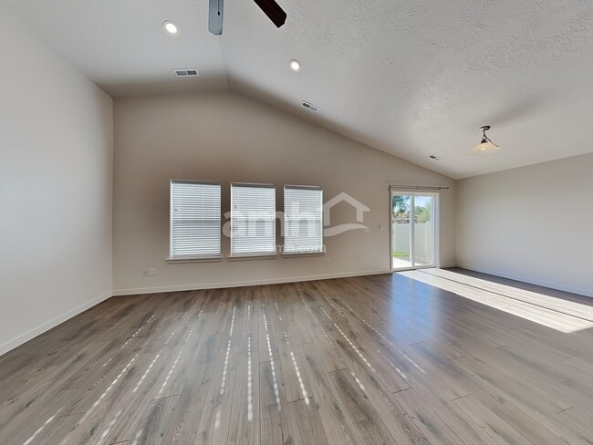 Building Photo - 16903 Bethany Ave