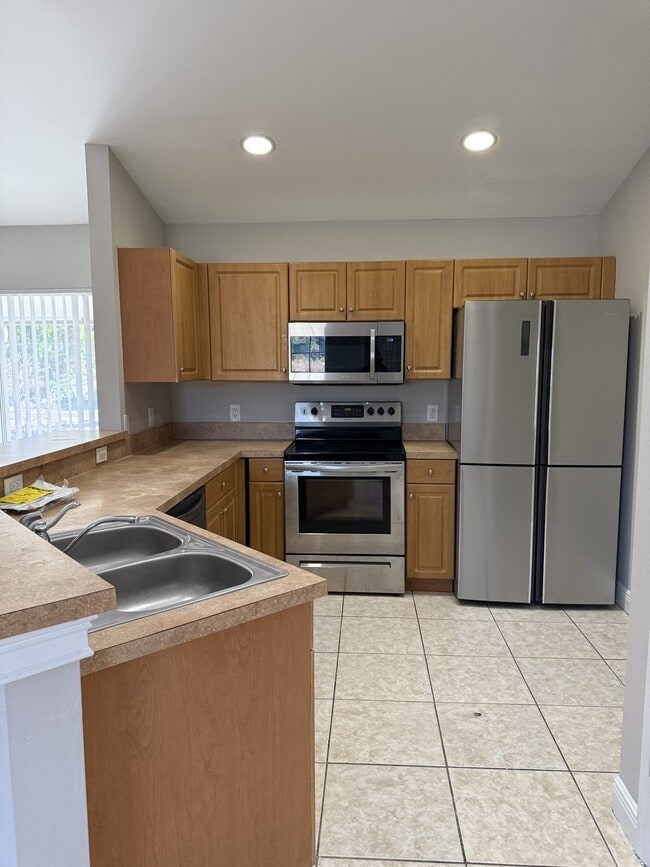 Building Photo - 3417 1st St SW