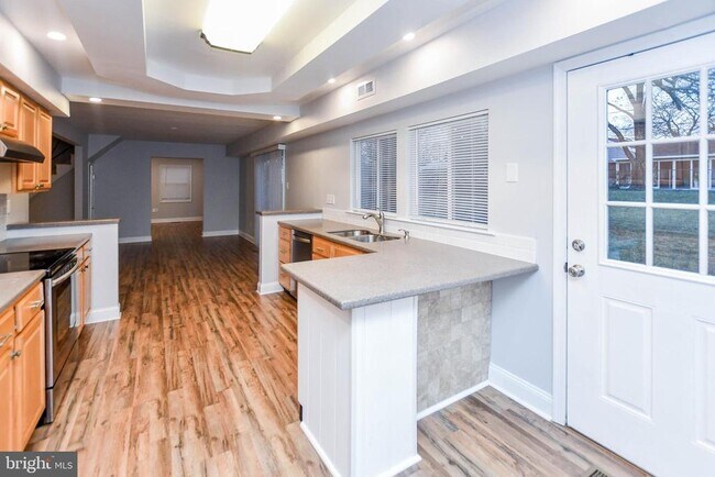 Building Photo - 1303 Port Echo Ln