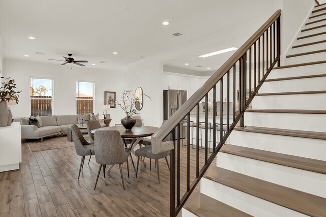 Building Photo - 6635 T C Jester Blvd