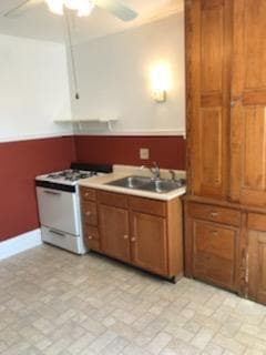 Building Photo - 374 Pine St