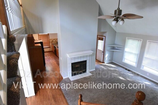 Building Photo - 6301 W 153rd St