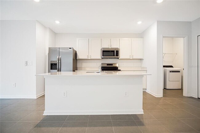 Building Photo - 3071 Totem Rd