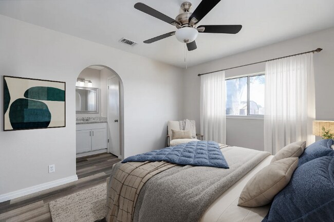 Building Photo - 178 Oakside