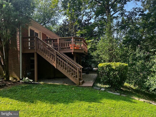 Building Photo - 1108 Archer Ct