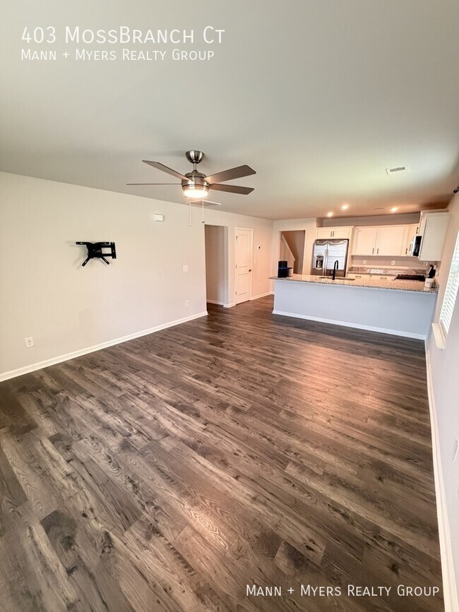 Building Photo - 403 Moss Branch Ct