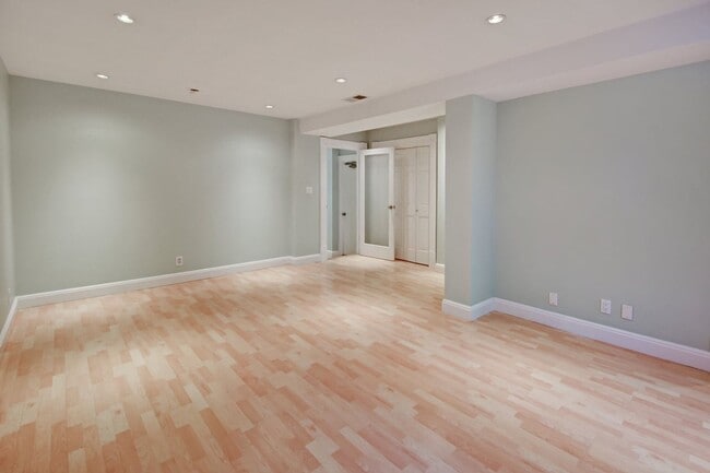 Building Photo - Your home sweet home in San Francisco is in the Noe Valley Neighborhood!