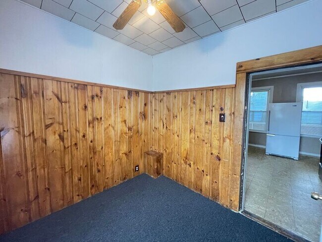 Building Photo - 121 Cypress St
