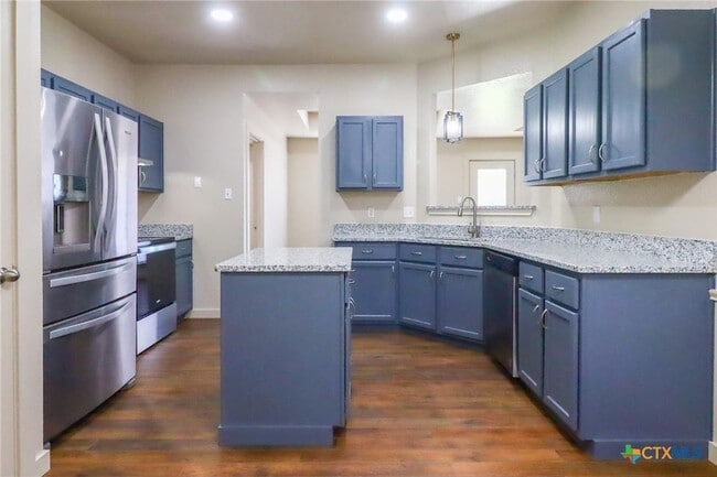 Building Photo - 3218 Rampart Loop