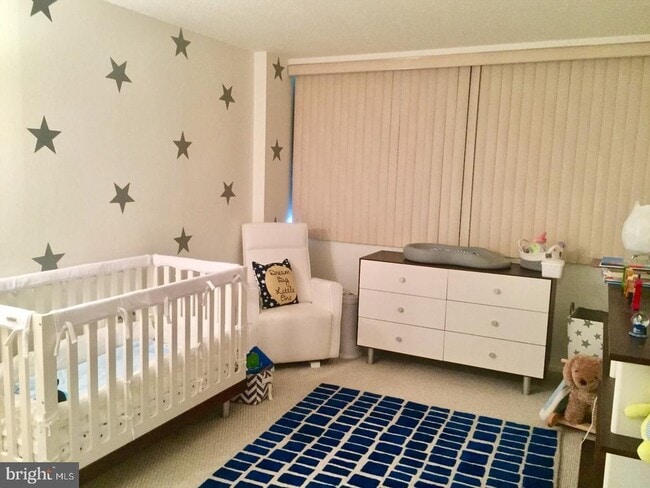 Building Photo - 1326 Spruce St