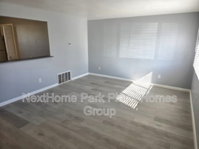 Building Photo - 3904 Bay City Rd