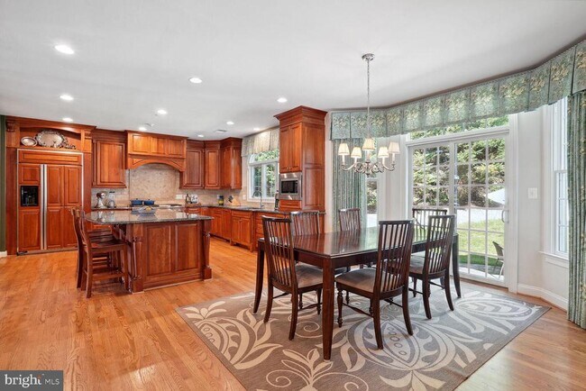 Building Photo - 1577 Maddux Ln