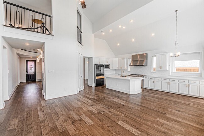 Building Photo - 4878 Limousine Ln