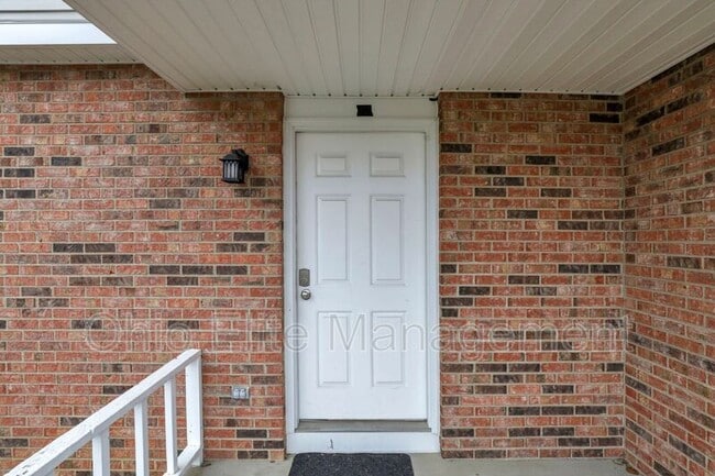 Building Photo - 229 Cantwell Ct