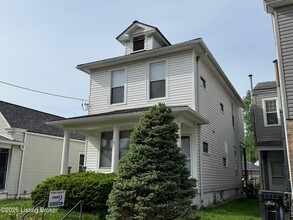 Building Photo - 1002 Charles St