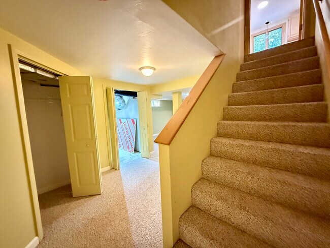 Building Photo - 19 Westerly Dr