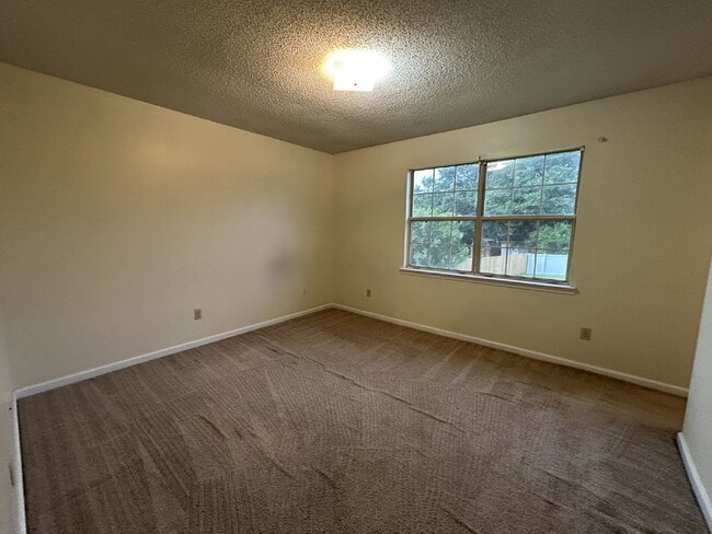 Building Photo - Home for Rent