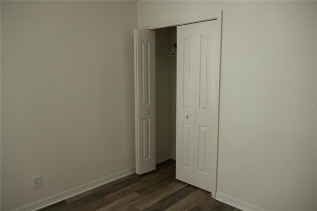 Building Photo - 8561 Acorn Ridge Ct