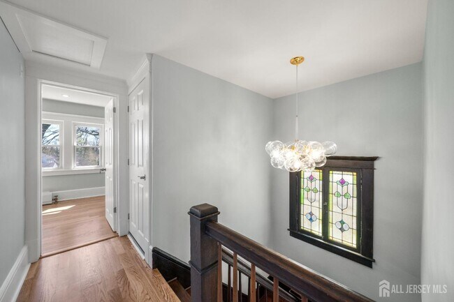 Building Photo - 657 Amboy Ave