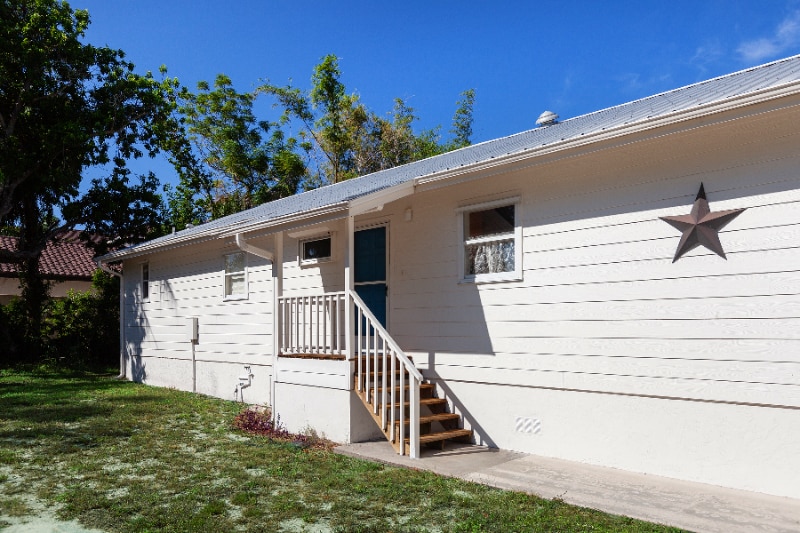 Building Photo - 331 Roberts Rd