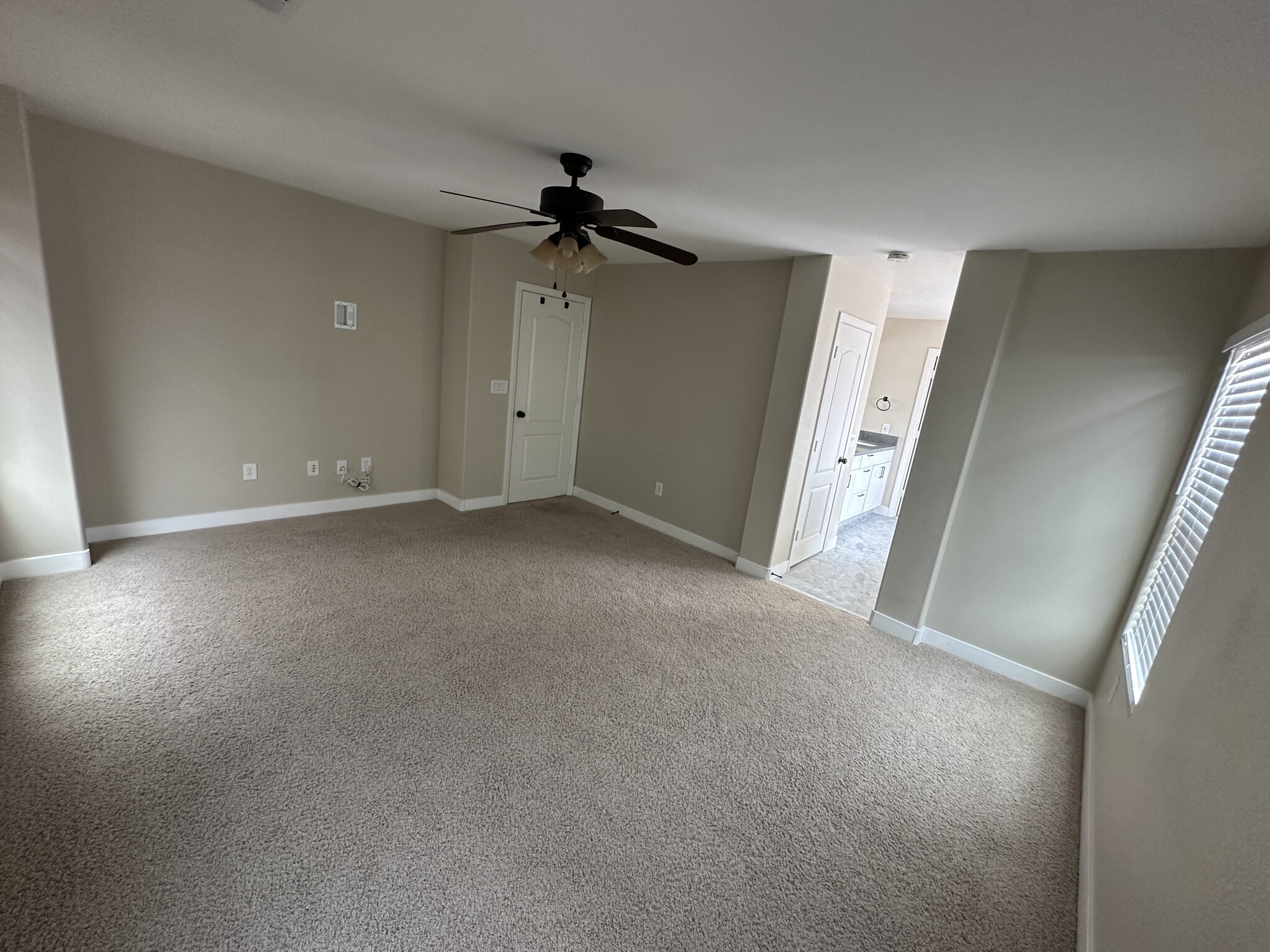 Building Photo - 2312 Cockatiel Dr