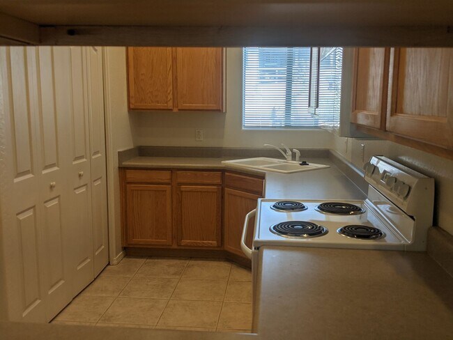 Building Photo - Cute Condo in Beautiful Yavapai Hills Community In Prescott
