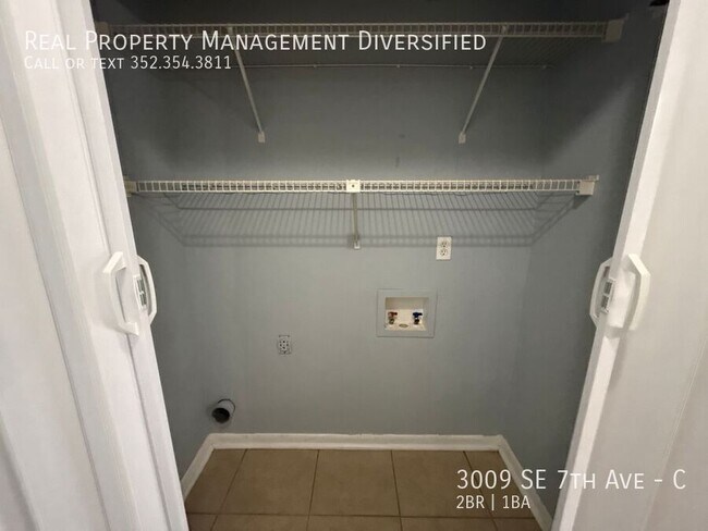 Building Photo - 3009 SE 7th Ave