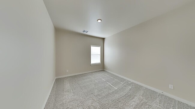 Building Photo - A Nice 3 Bedroom 2.5 Bathroom Custom Home ...
