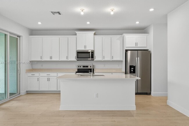 Building Photo - 3585 NW Solange Ct