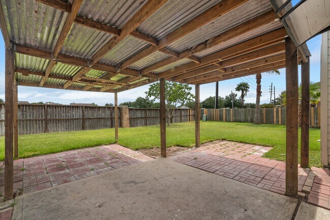 Building Photo - 6727 Shelby Oaks Dr
