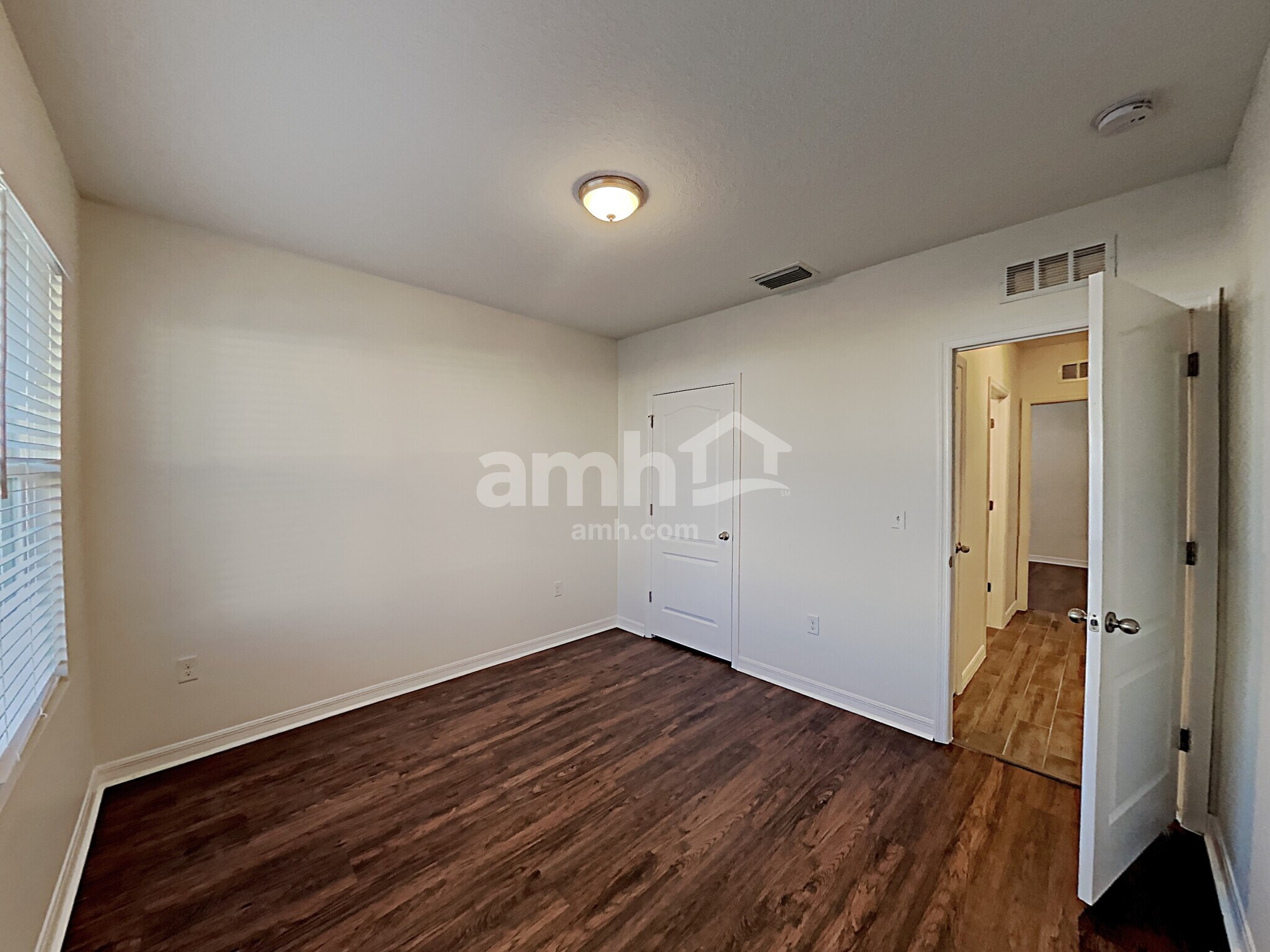 Building Photo - 3223 Magnolia Meadows Dr