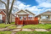 Building Photo - 12106 S Emerald Ave