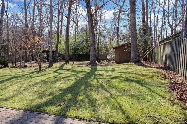 Building Photo - 1117 Ellingwood Dr