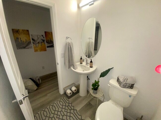 Building Photo - 2828 Mosaic Moon Ln