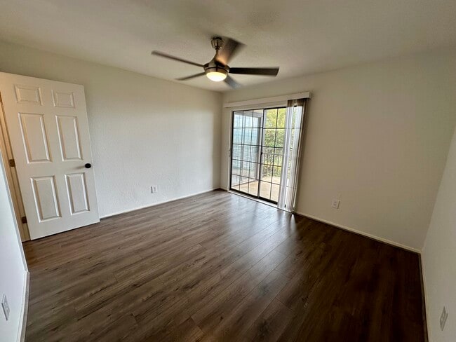 Building Photo - 117 Henry Chandler Dr