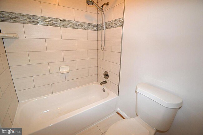 Building Photo - 13145 Melville Ln