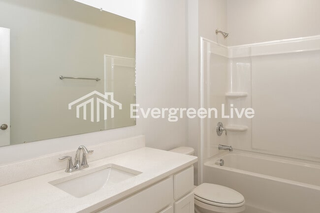 Building Photo - 154 Fenwick Pl