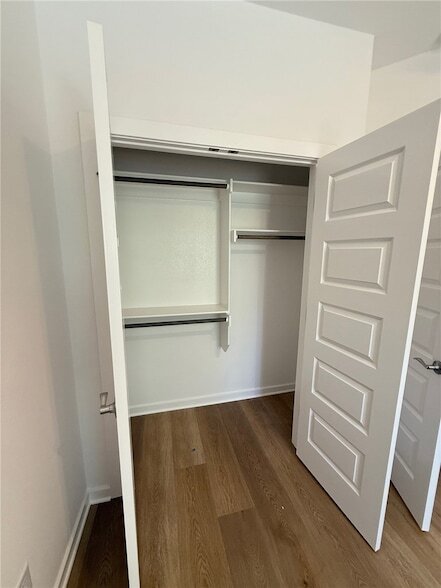 Building Photo - 820 Dockery Ln