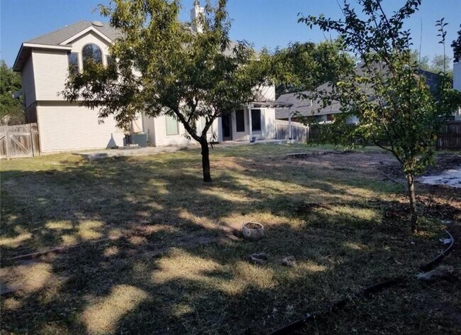 Building Photo - 406 Settlers Valley Dr