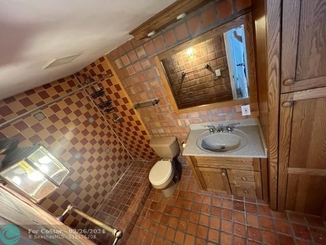 Building Photo - 6600 Cypress Rd