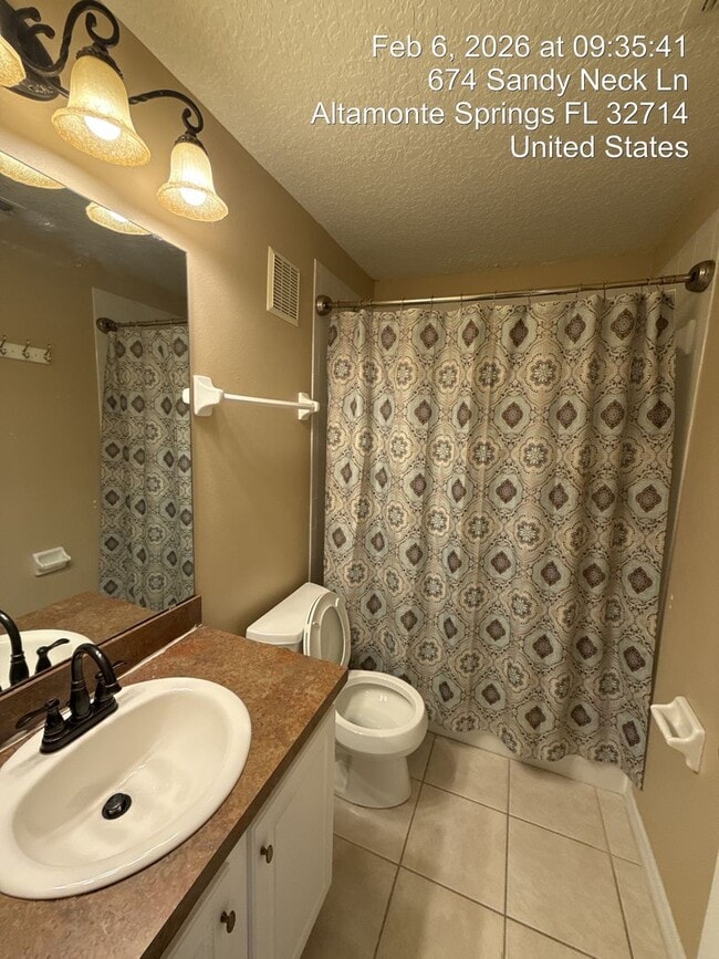 Building Photo - 673 Sandy Neck Ln