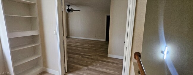 Building Photo - 313 Beethoven St