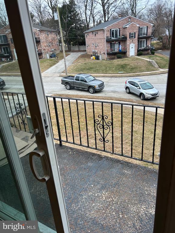 Building Photo - 839 Garrett Rd