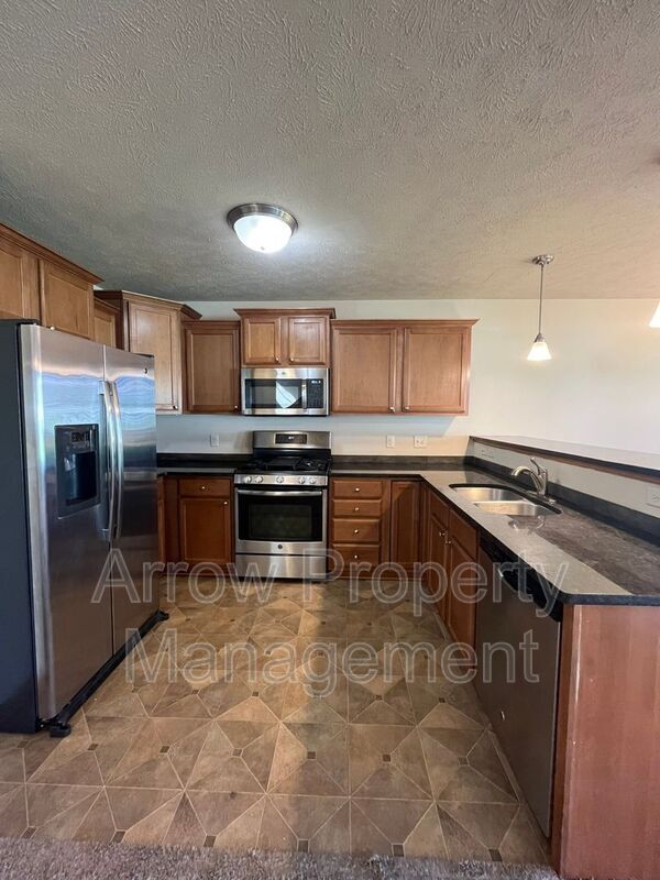 Building Photo - 6241 Windhaven Dr