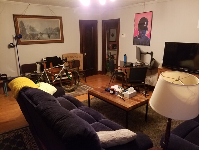 Spacious. - 312 W Wilson St