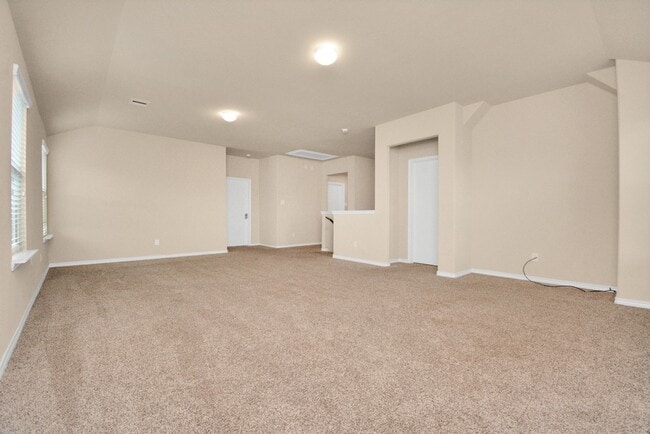 Building Photo - 3210 Aldridge Dr